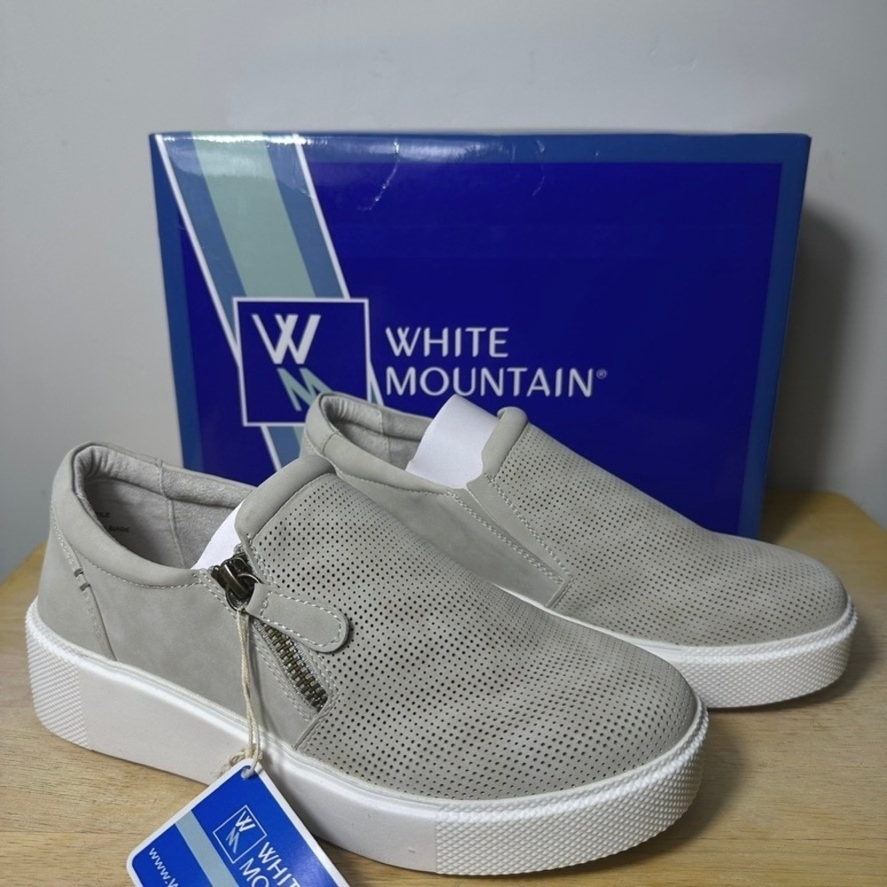 White Mountain‎ Doubly Light Gray Perforated Platform Slip On Sneakers W33002 6M